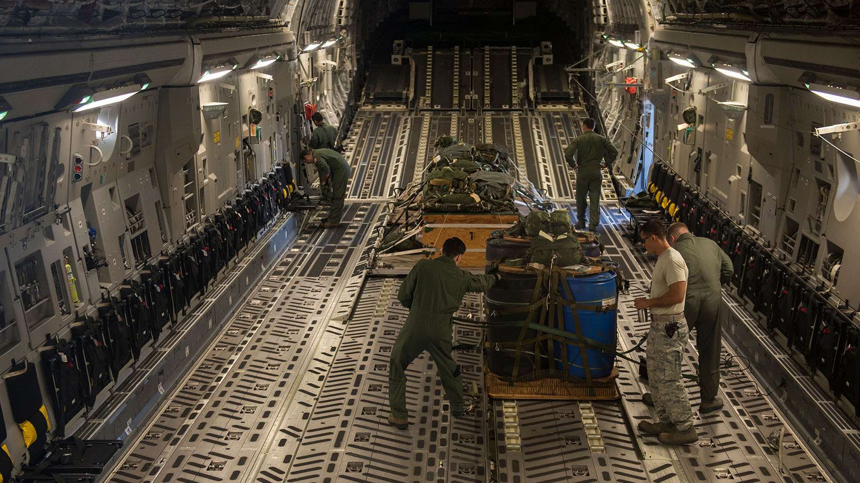 Aircraft Loadmaster Requirements and Benefits U.S. Air Force